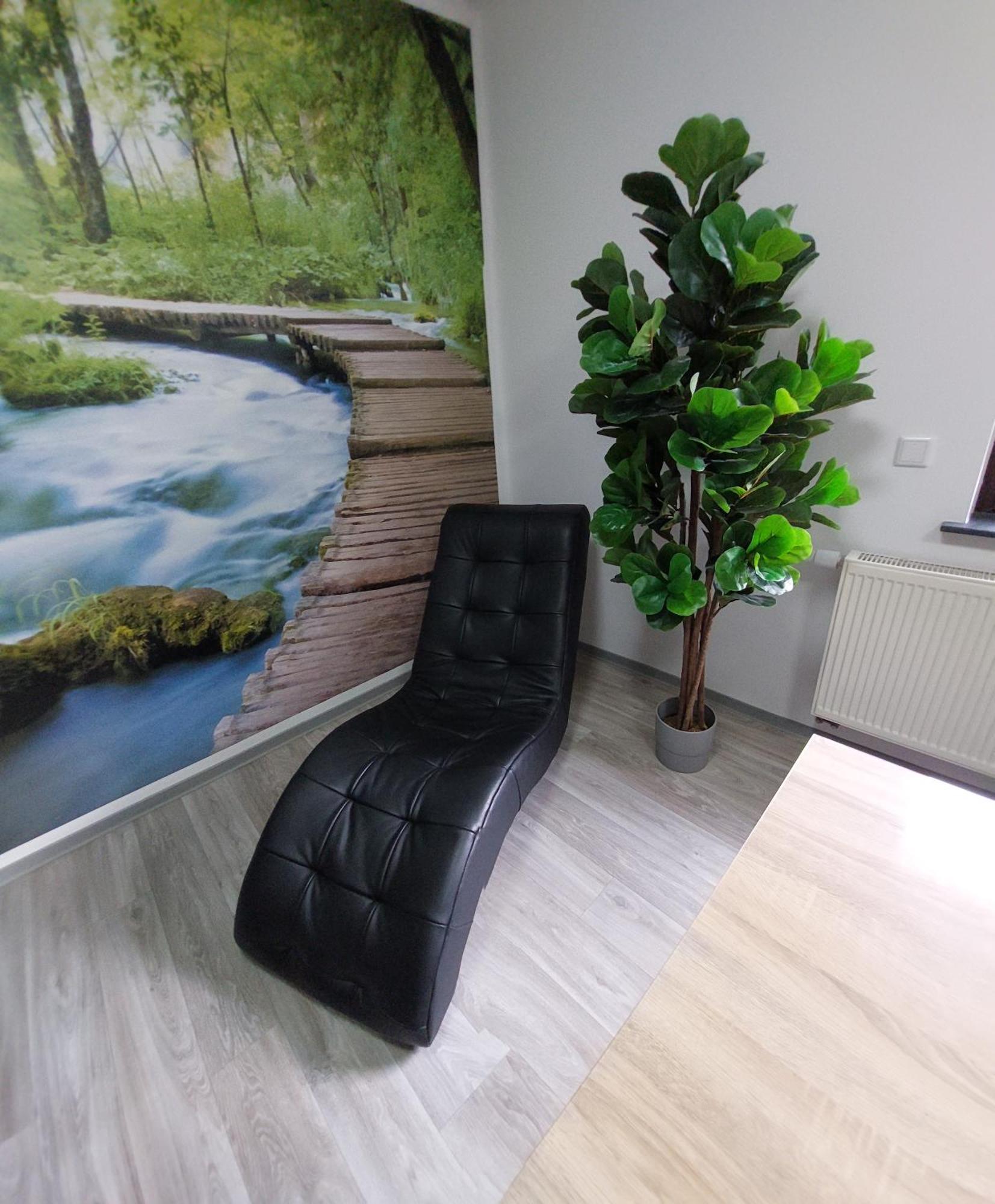 Ganze Ferienwohnung 5 Km Von Erfurt, Mit Kaffeevollautomat, Tv, Wlan, Boxspringbett, Schlafsofa Und Einkaufsmoeglichkeiten, Sehr Gute Anbindung Zur A71 Und A4, Kostenloser Oeff Parkplatz Fuer Pkw Und Transporter Elxleben Extérieur photo
